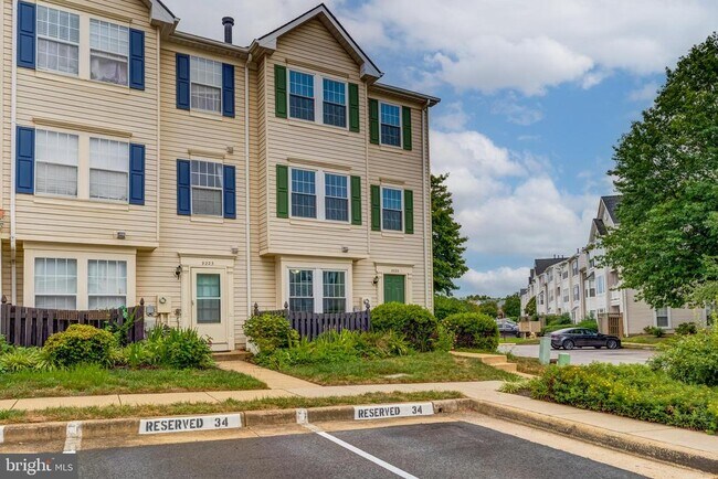 Building Photo - 9225 Cardinal Forest Ln