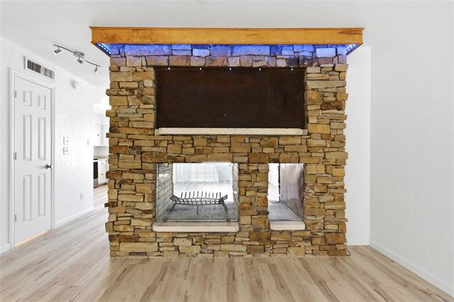 Building Photo - 5810 Marina Dr