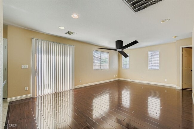 Building Photo - 5986 Ambleshire Ave