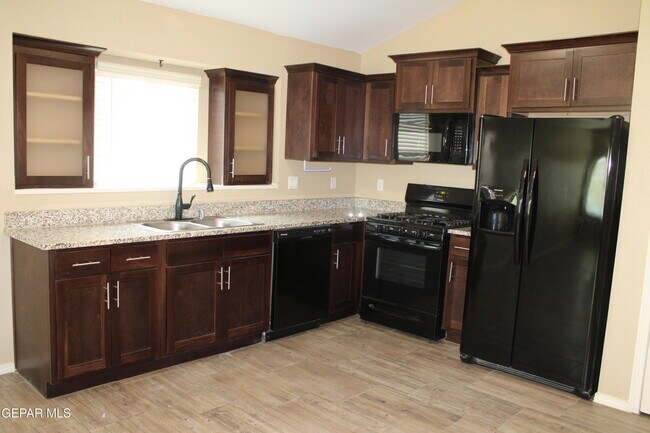 Building Photo - 11673 Flor Celosia