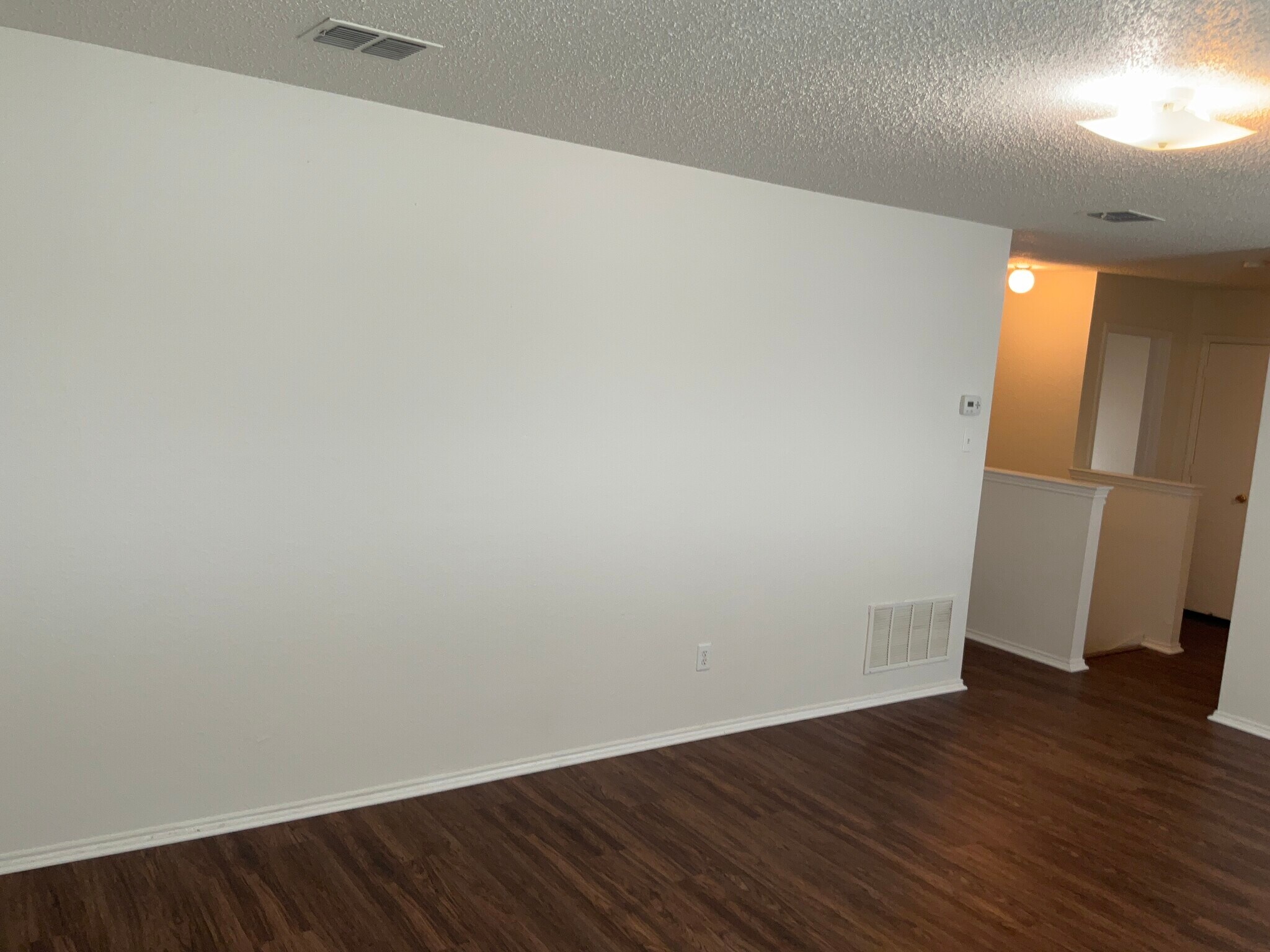 Building Photo - 8724 Hunters Creek Ct