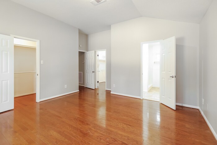 Building Photo - 1206 Caraquet Dr