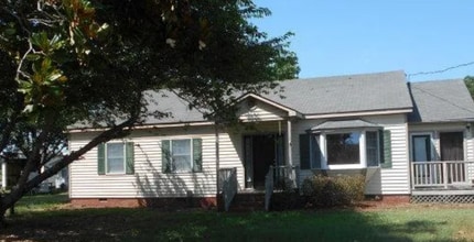Building Photo - 751 Gurleys Mill Rd