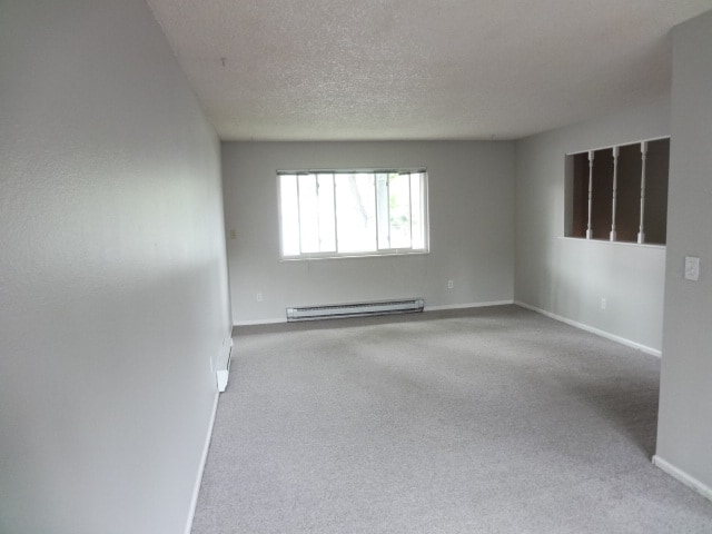 Building Photo - 600 Cherry St