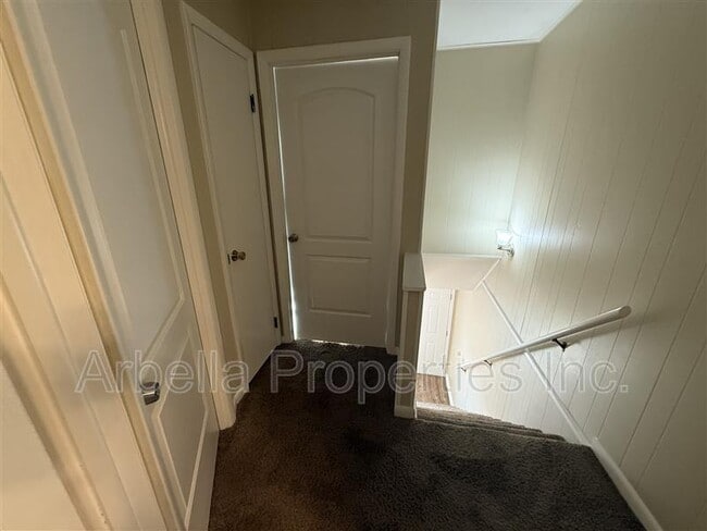 Building Photo - 1404 Bloomingdale Rd