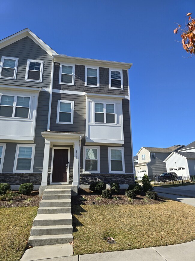 Primary Photo - 6309 Truxton Ln