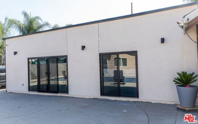 Building Photo - 9900 Laurel Canyon Blvd