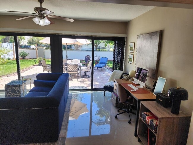 Building Photo - 3760 NW 19th St