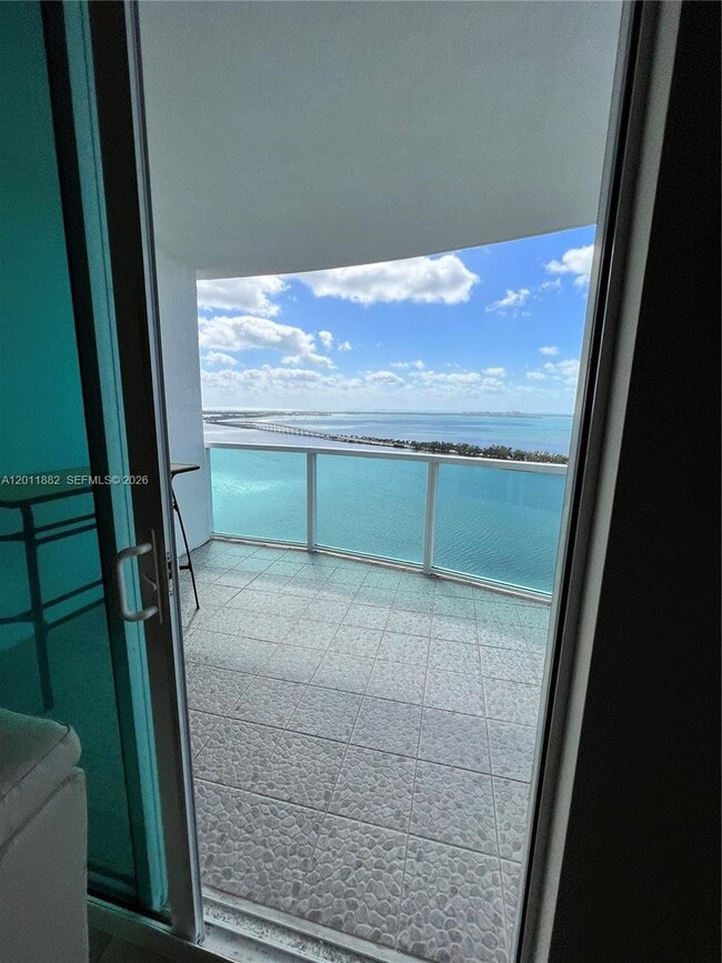 Building Photo - 2101 Brickell Ave