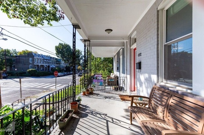 Building Photo - 4102 5th St NW