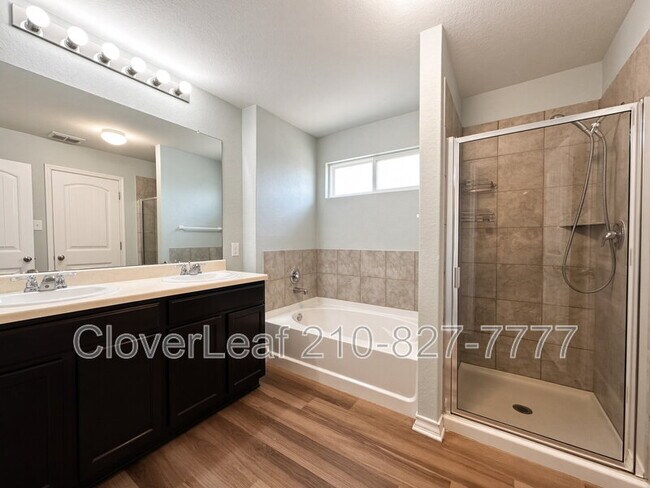 Building Photo - 8936 Taylor Grv