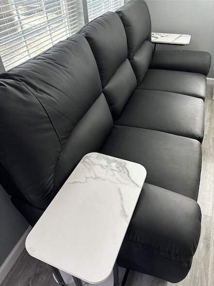 Building Photo - 100 Ross St