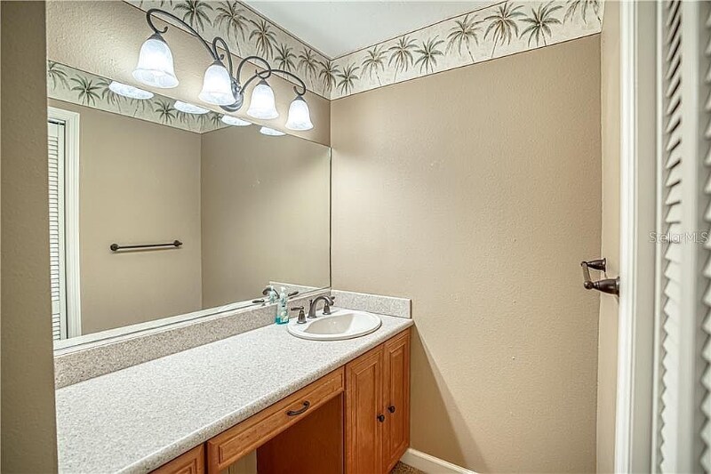 Building Photo - 314 Avenida De Paradisio