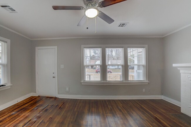 Building Photo - North Denver Avenue - 1629/1631