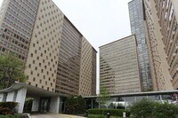 Building Photo - 3950 N Lake Shore Dr