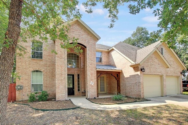 Building Photo - 140 Fairwood Dr