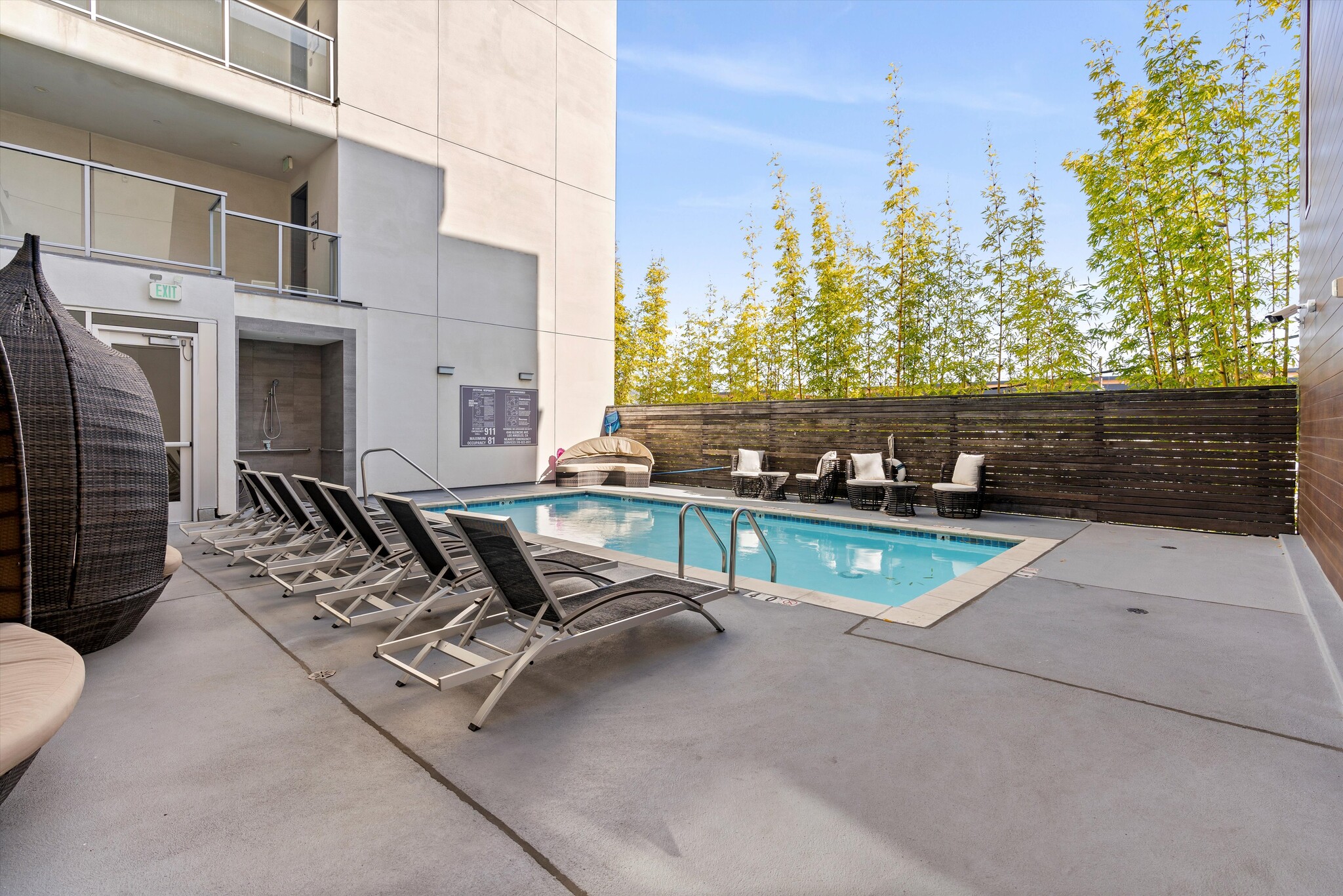 Building Photo - 4140 Glencoe Ave