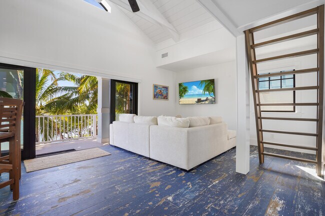 Building Photo - 19471 Harbor Rd S