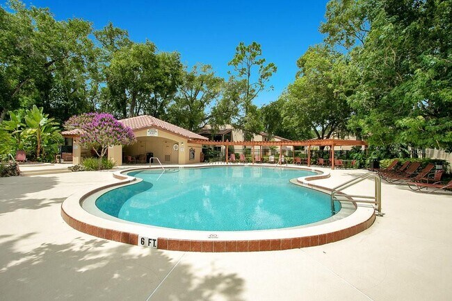 Building Photo - 1246 St Tropez Cir