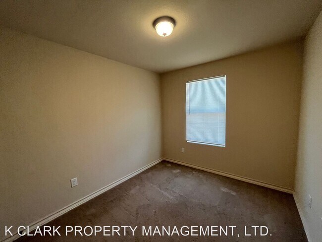 Building Photo - 3 br, 2.5 bath House - 6012 JAX WAY #103