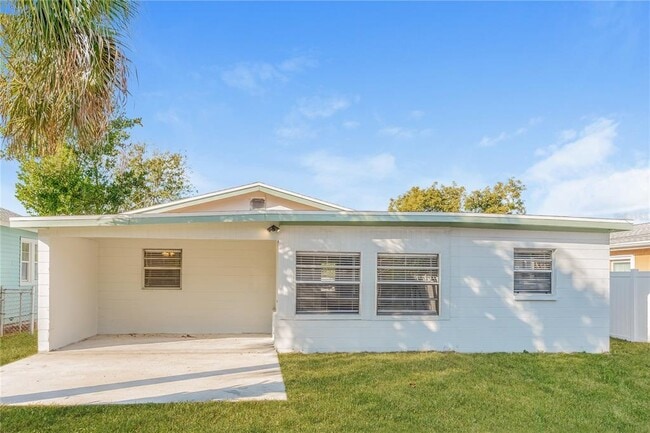 Building Photo - 4626 20th Ave N