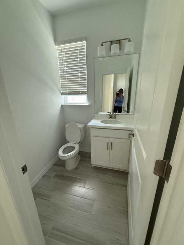 Building Photo - 15041 Shady Palms Ln