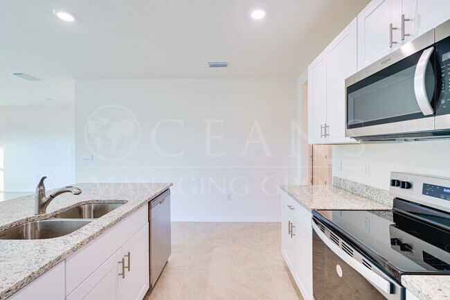 Building Photo - Never Lived in 4 Bed, 2 Bath Ormond Home with Upgrades and a Fenced Yard