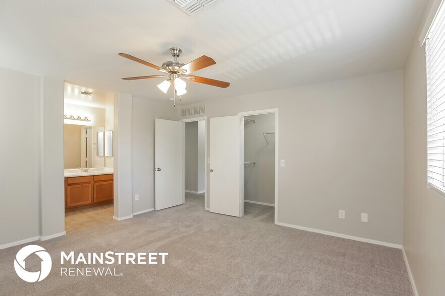 Building Photo - 5337 W Warner St