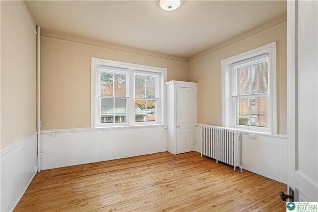 Building Photo - 426 Heckewelder Pl