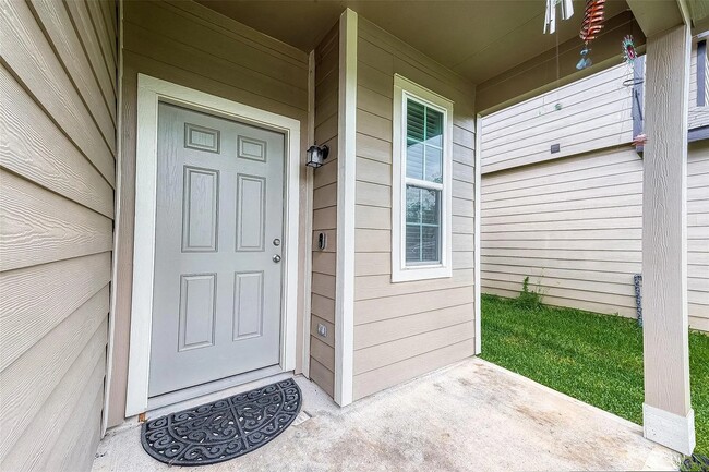 Building Photo - 1317 Mount Bassie Trl