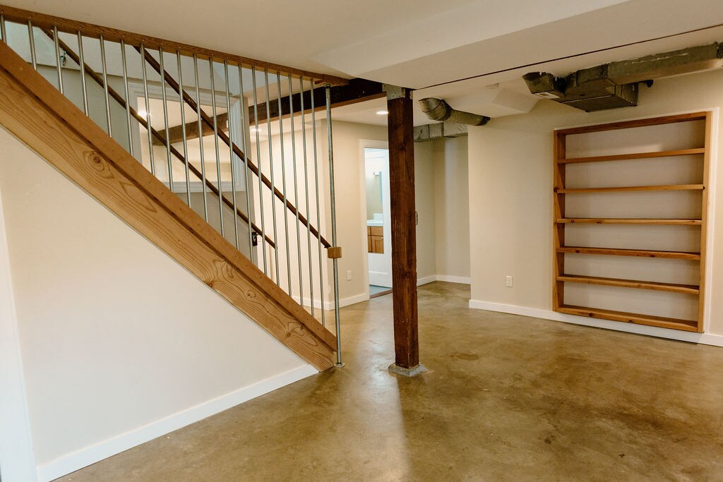 Building Photo - 3200 SE 78TH AVE