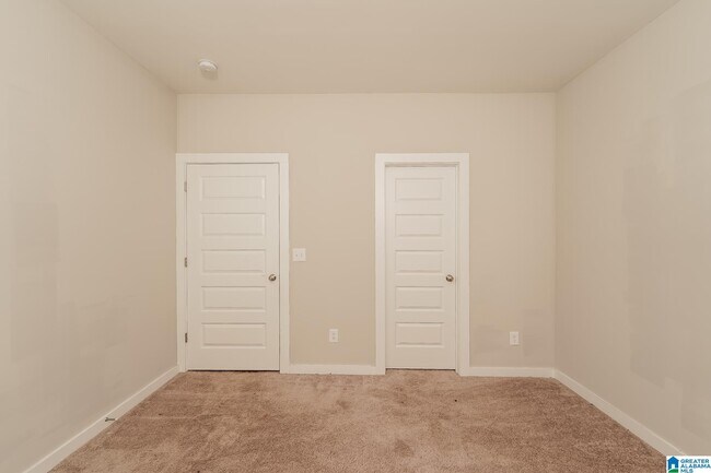 Building Photo - 397 Troubadour Ln