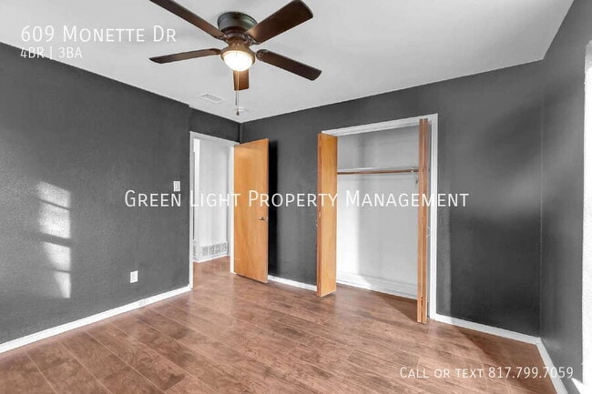 Building Photo - 609 Monette Dr