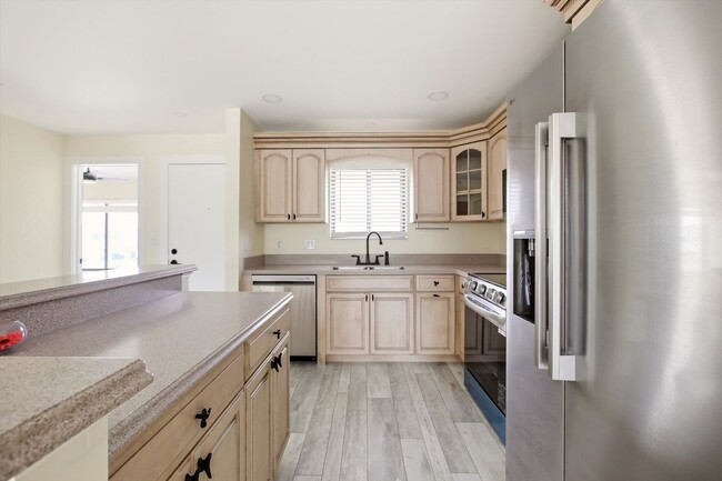 Building Photo - 412 Southwind Dr