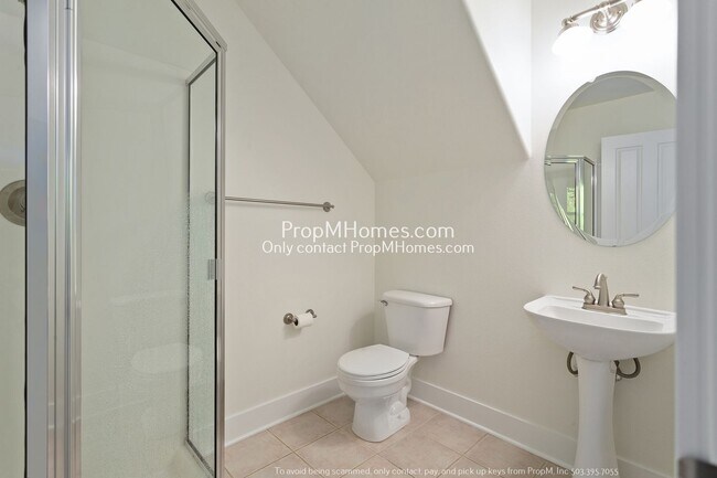 Building Photo - Spacious 5-Bedroom Oasis in the Heart of Five Oaks!