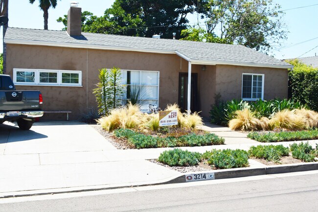 Primary Photo - 3214 Cheyenne Ave