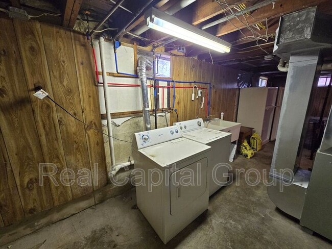 Building Photo - 310 Claremont Ave