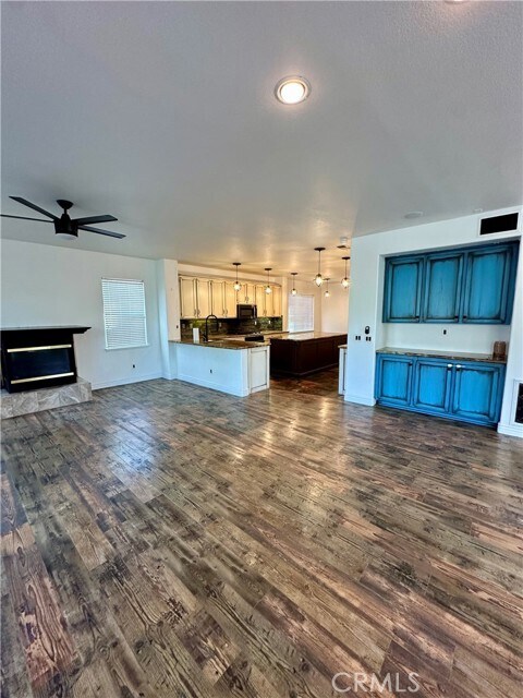 Building Photo - 31990 Pasos Pl