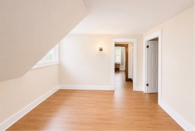 Building Photo - 99 Custer St