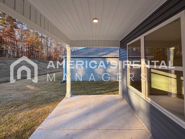 Building Photo - Coming Soon! Available to view NOW!! MOVE ...