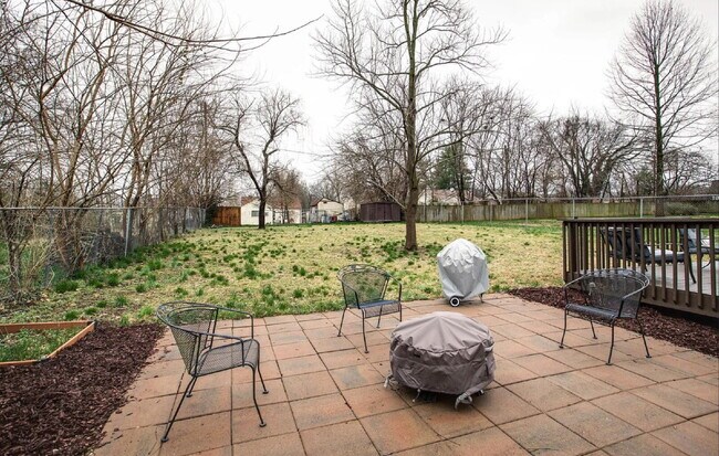 Building Photo - 1713 Greenwood Ave