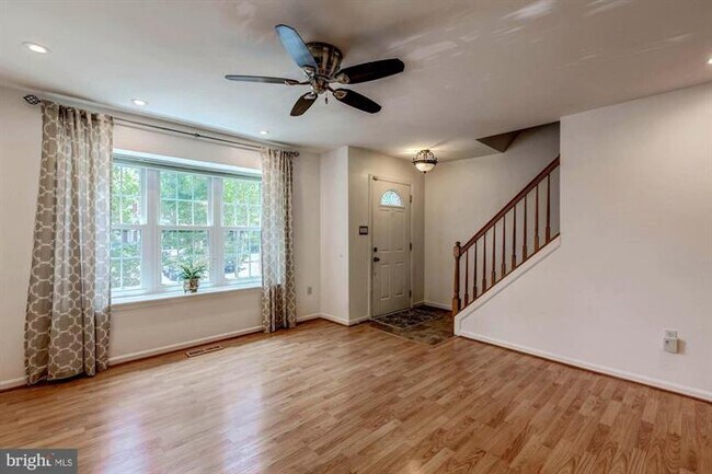 Building Photo - 13676 Barren Springs Ct