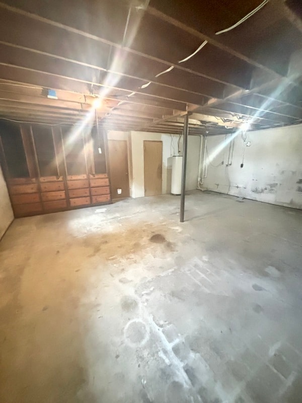 Building Photo - 616 Springville Rd
