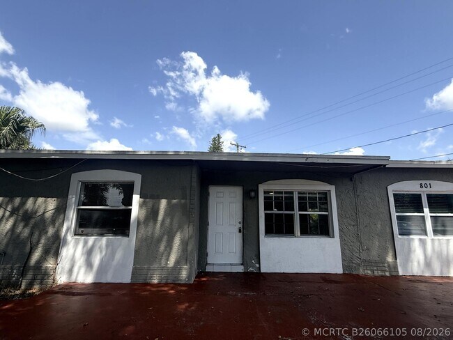 Building Photo - 801 NW 33rd Terrace