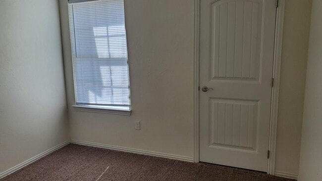 Building Photo - 3621 Scarlet Ln