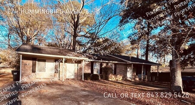 Building Photo - 174 Hummingbird Ave