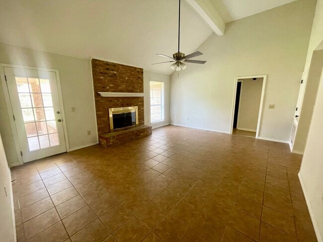 Building Photo - 3/2 for Rent in Flowood!