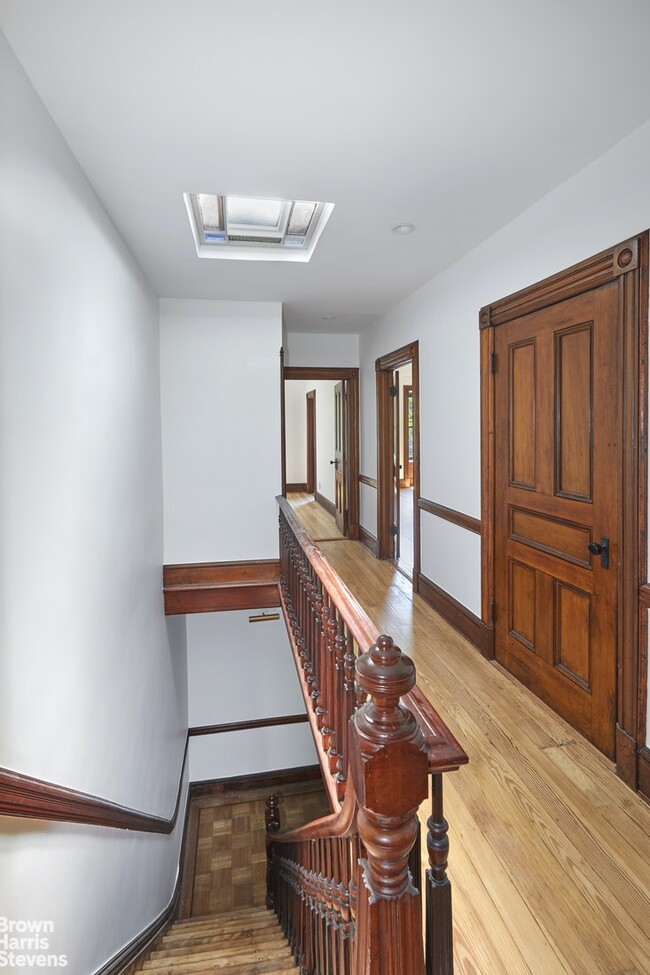 Building Photo - Park Slope Triplex Brownstone Rental