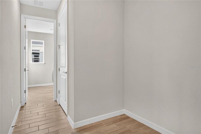 Building Photo - 4723 Frst Hvn Wy