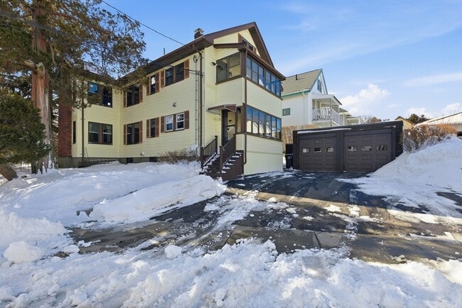 Building Photo - 7 Clyde Rd